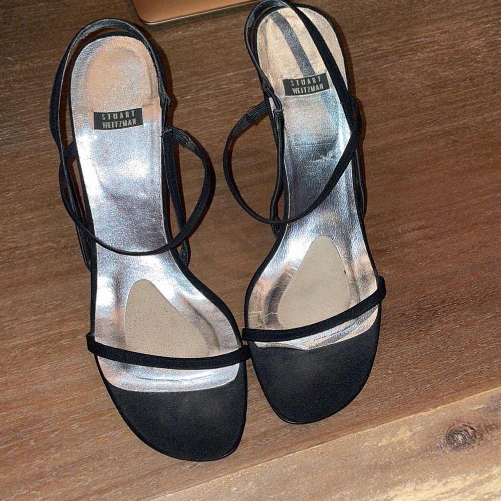 Stuart Weitzman - Strappy sexy heel. Size 8